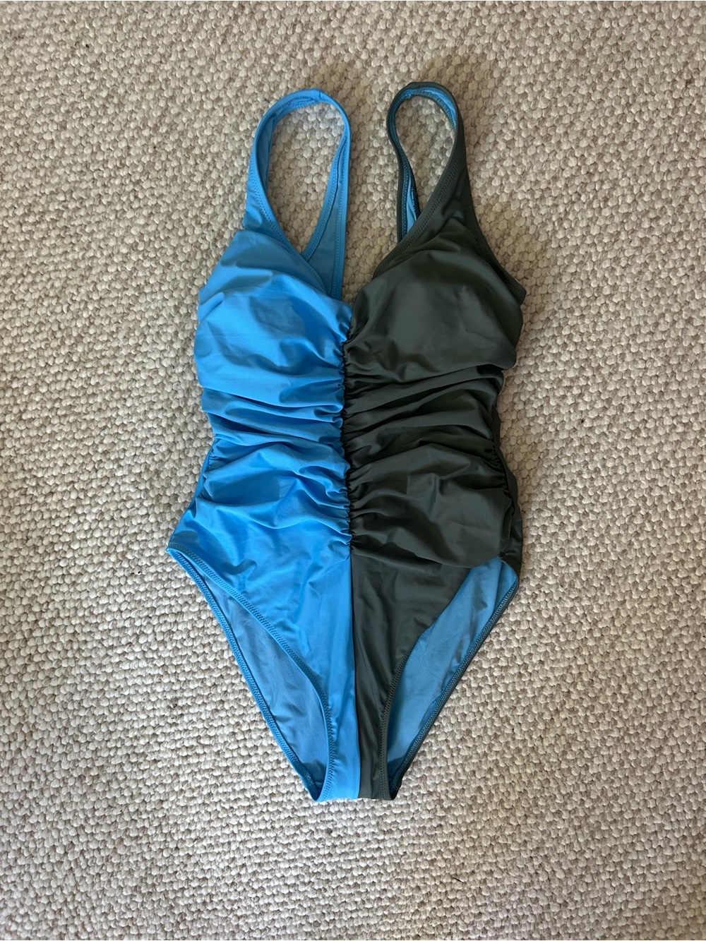 NWT Aerie Ruched Full Coverage One Piece Swimsuit - M